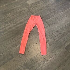 lululemon size 2 strawberry milkshake leggings